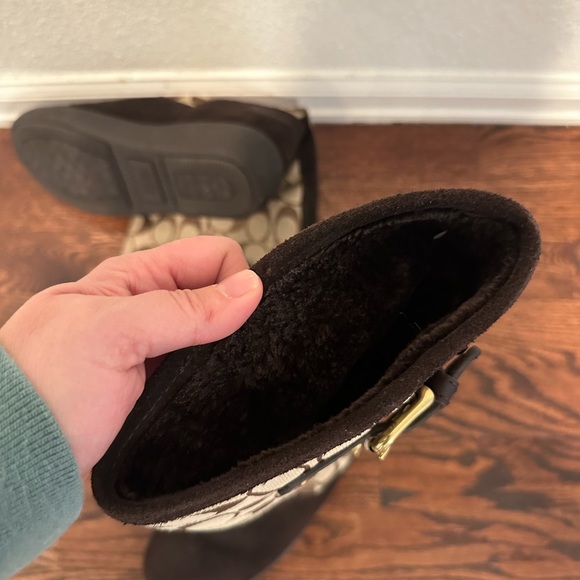 Coach monogram and suede brown boots size 7 - Picture 4 of 4